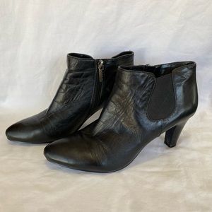 Bandalino leather booties